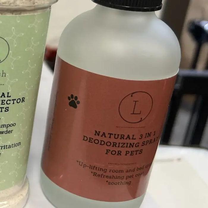 Natural Pet Deodorizing Spray - Fresh & Clean